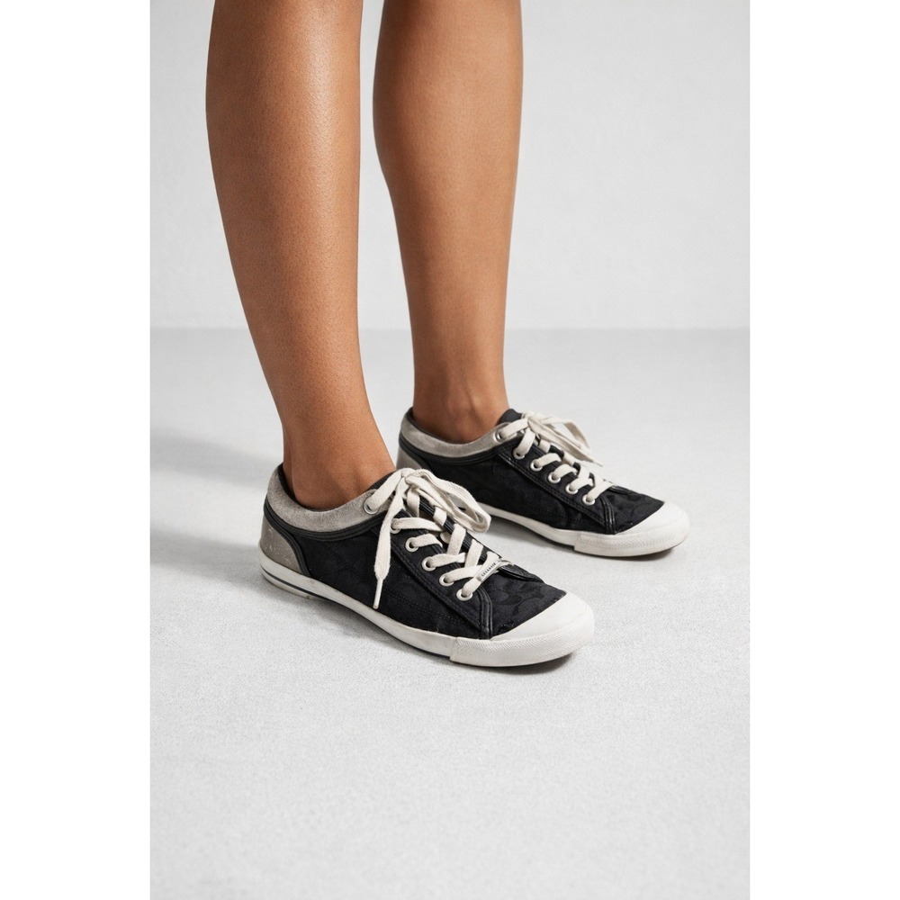 Coach Y2K Francesca Black Monogram Signature Low Top Sneakers Silver‎ Trim 7.5 B